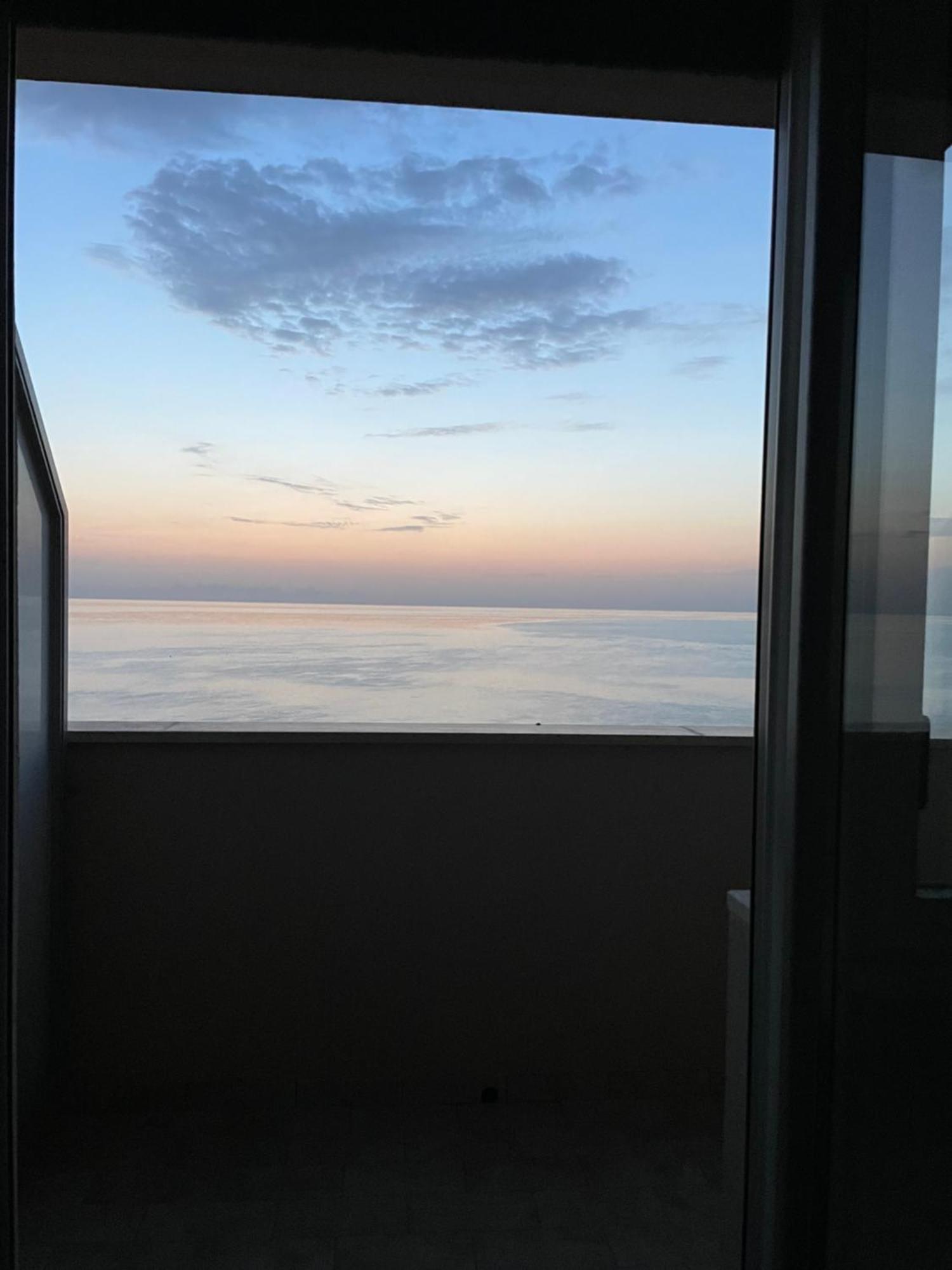 ポルト・レカナーティIl Balcone Sul Mareアパートメント エクステリア 写真